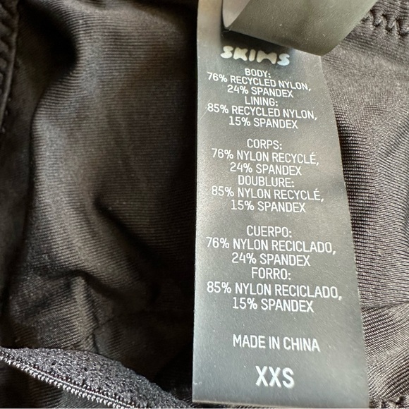 🔥🔥🔥 NWOT SIGNATURE SWIM PLUNGE BIKINI TOP 🔥🔥🔥 - Picture 6 of 6